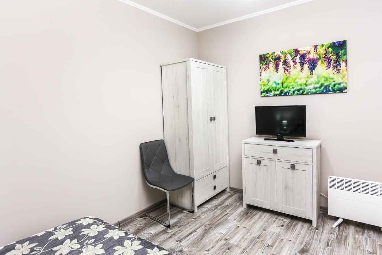 Gardi Apartman Szekszárd Buitenkant foto